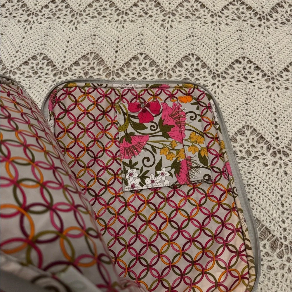 Vera Bradley Padded Laptop Protector Travel Case Inner Pocket Floral Flowers